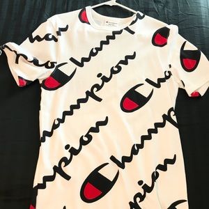 Champion Shirt size small mens.